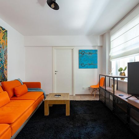 City Center-Cozy One Bedroom Apartment Bucarest Extérieur photo