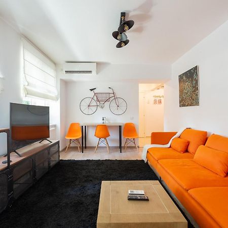 City Center-Cozy One Bedroom Apartment Bucarest Extérieur photo