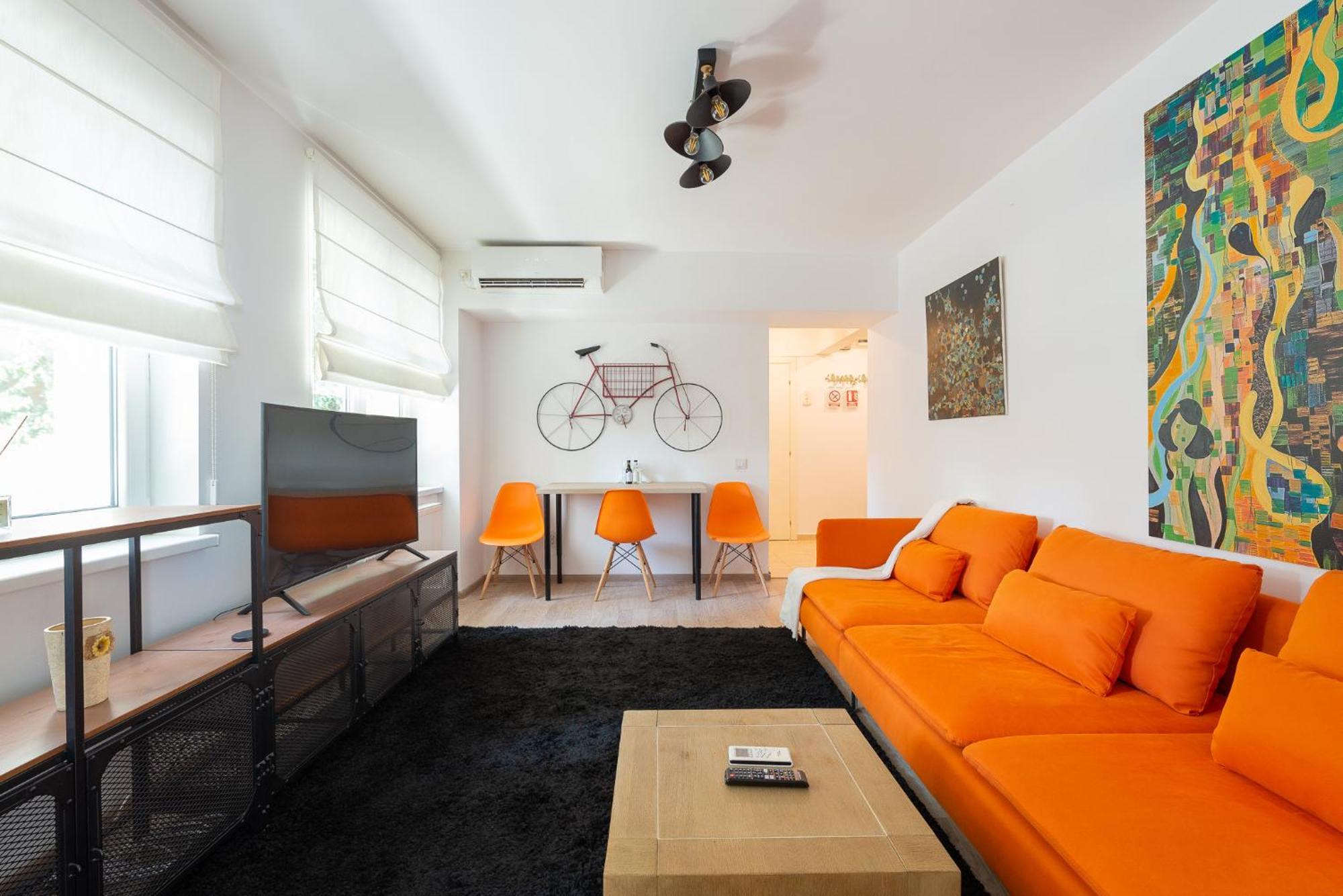 City Center-Cozy One Bedroom Apartment Bucarest Extérieur photo